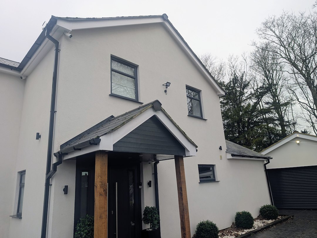 Render Cleaning in Beaconsfield: Restoring a Stained Render Exterior Safely
