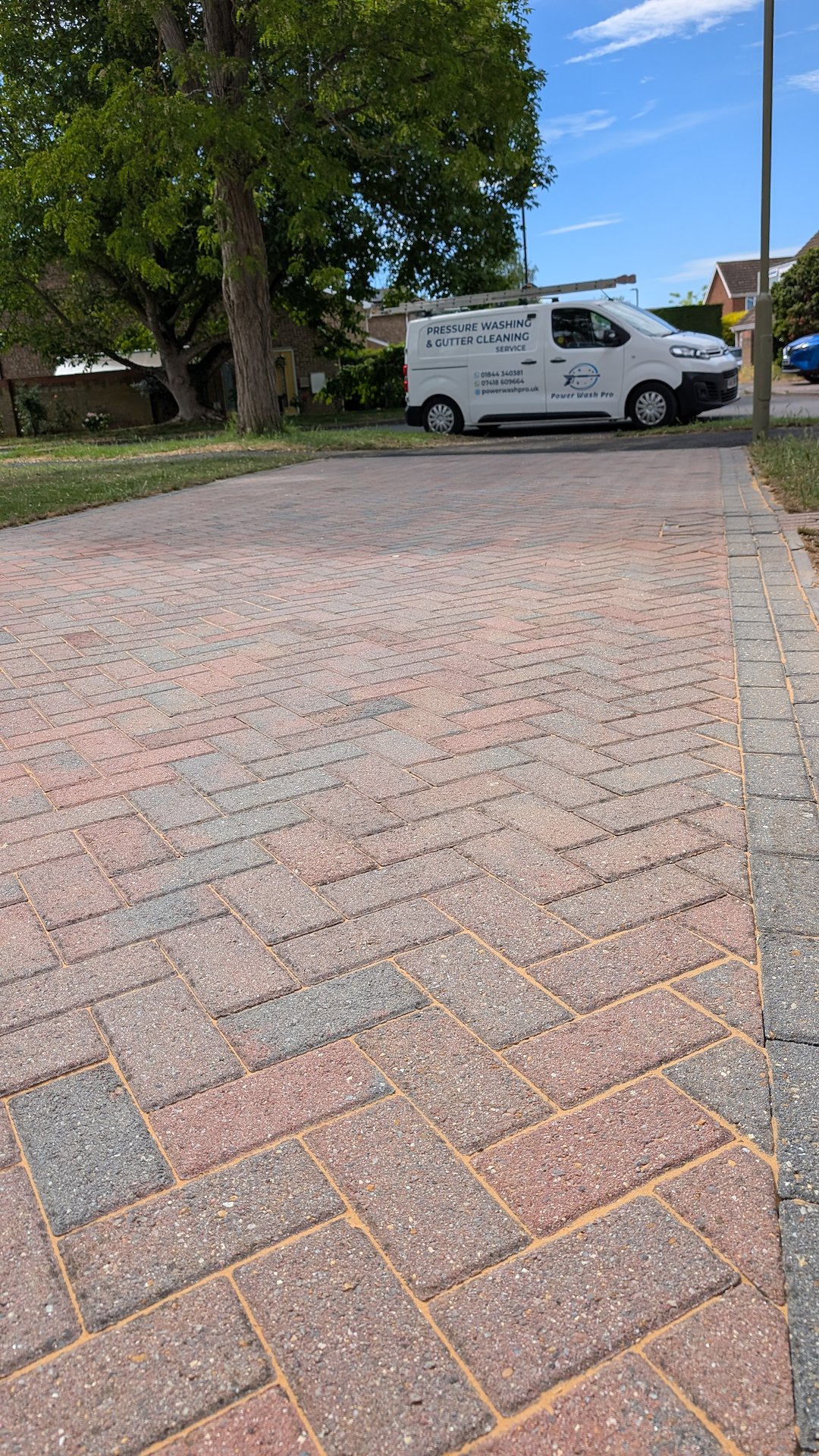 Driveway Cleaning in Beaconsfield 