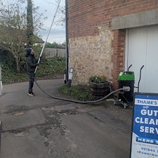 Simple-Fixed-Price-Gutter-Cleaning-In-Long-Crendon 0